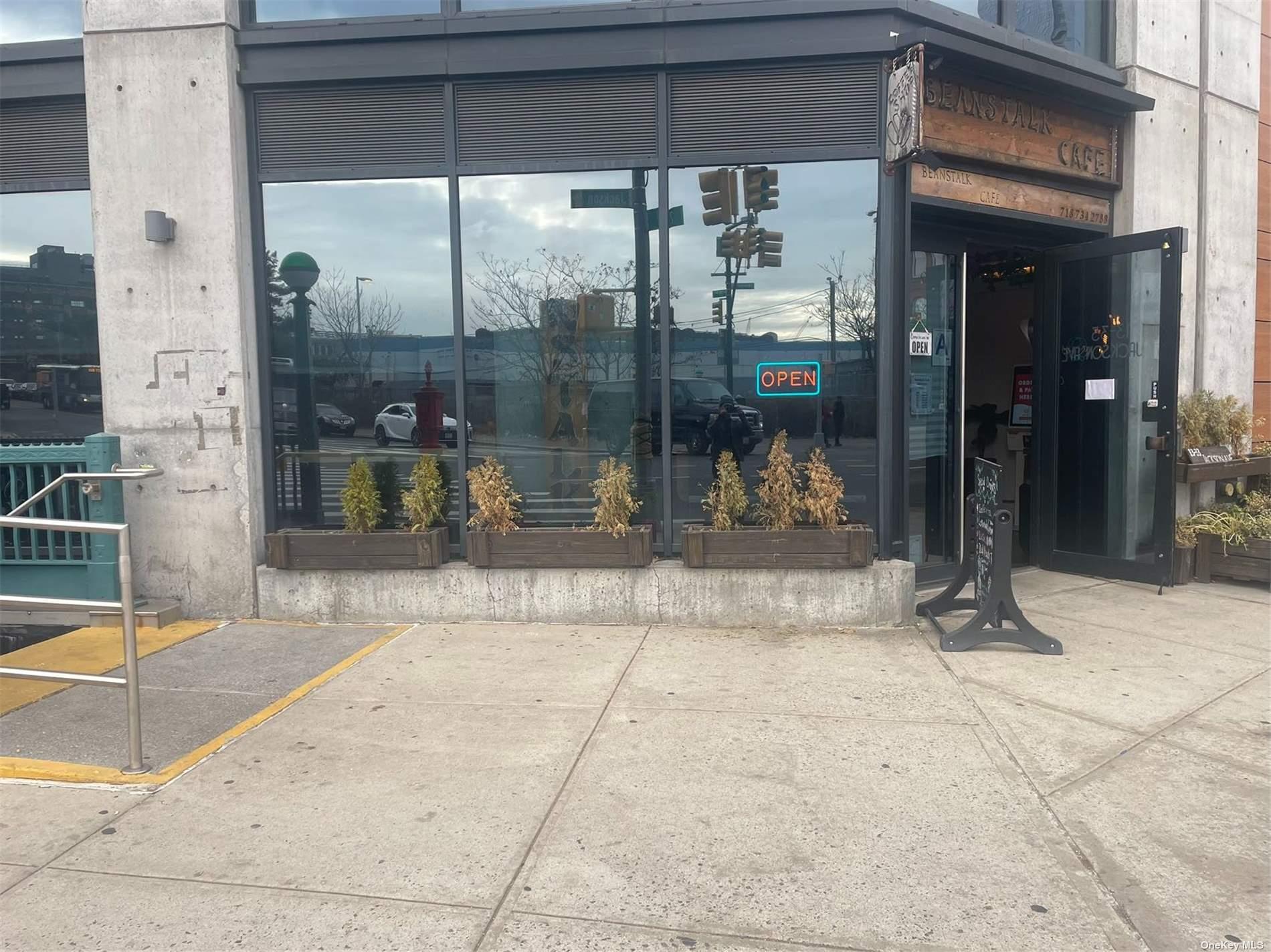 45-13 33rd St, Long Island City, NY 11101, USA property photo