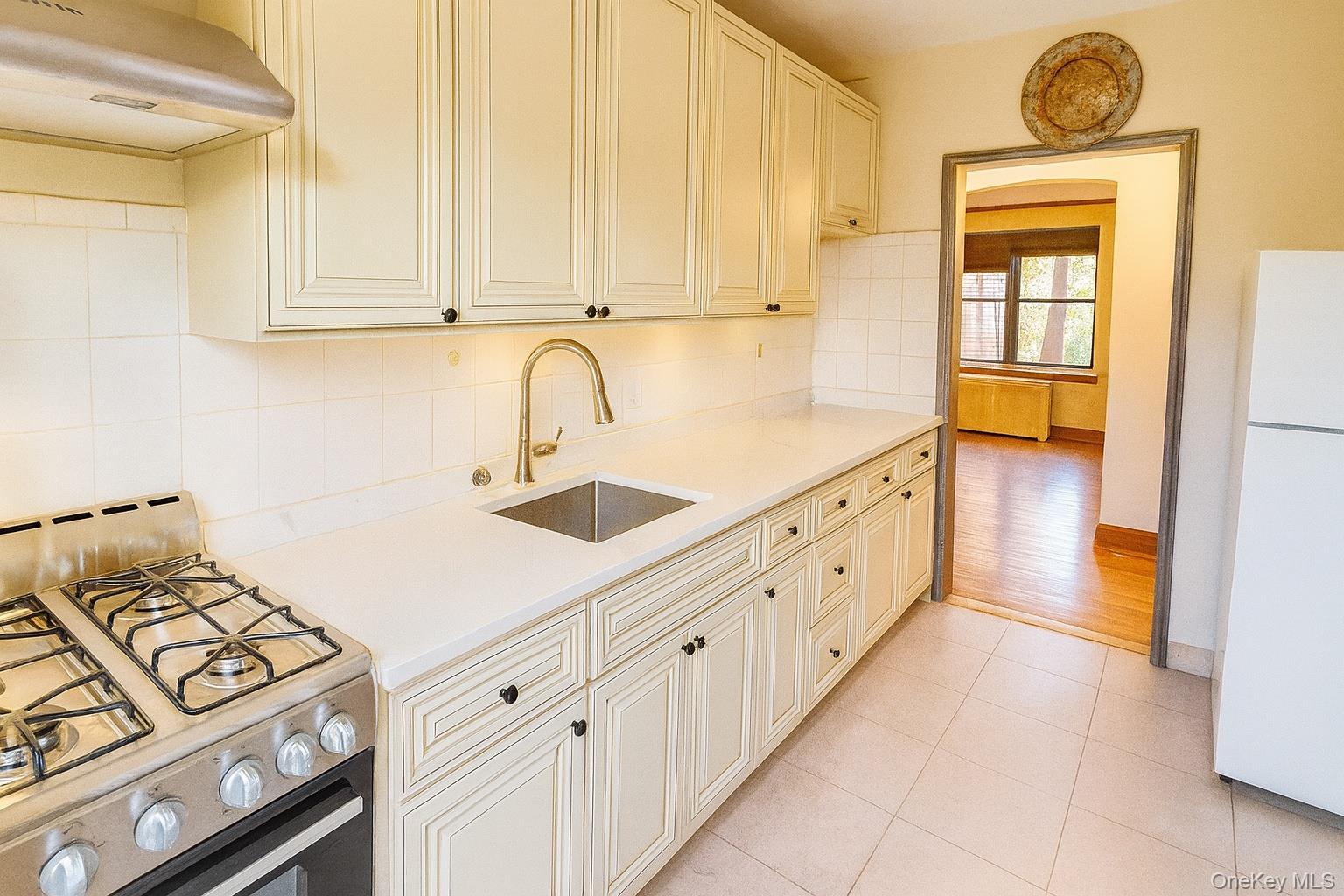 21-41 78th St, East Elmhurst, NY 11370, USA property photo