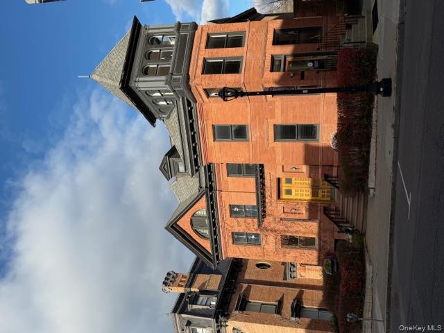 420 Warren St, Hudson, NY 12534, USA property photo