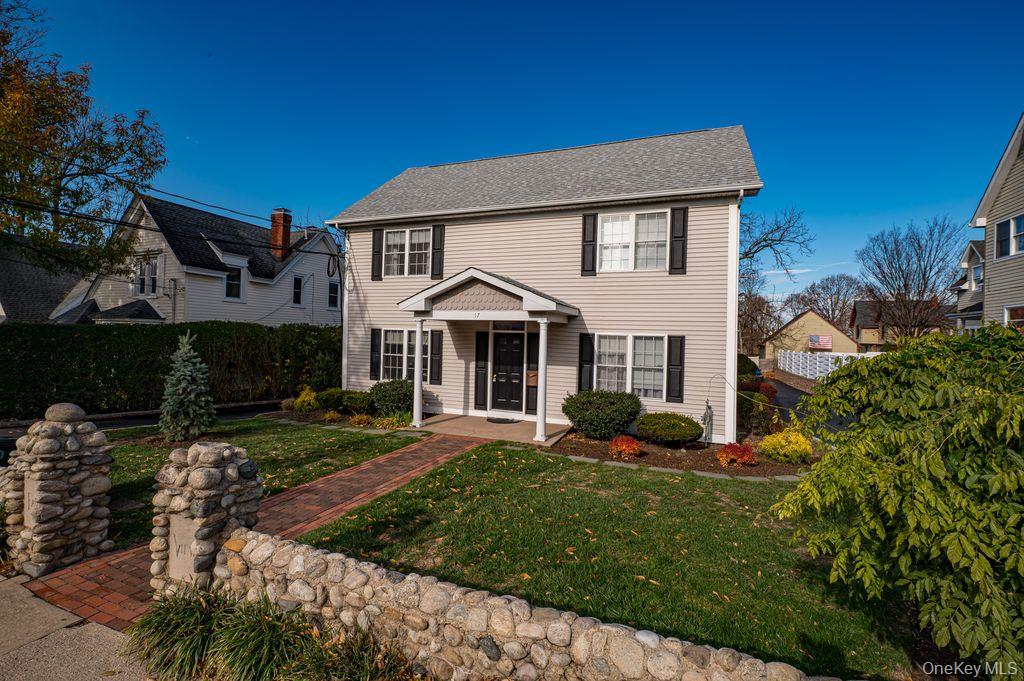 17 Fairview St, Huntington, NY 11743, USA property photo