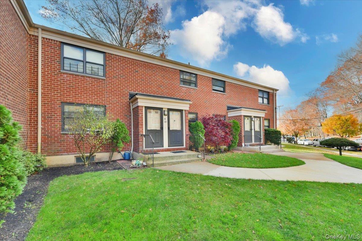 75-40 Springfield Blvd, Oakland Gardens, NY 11364, USA property photo
