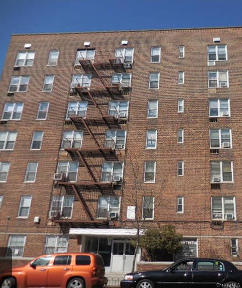 2181 Starling Ave, Bronx, NY 10462, USA property photo