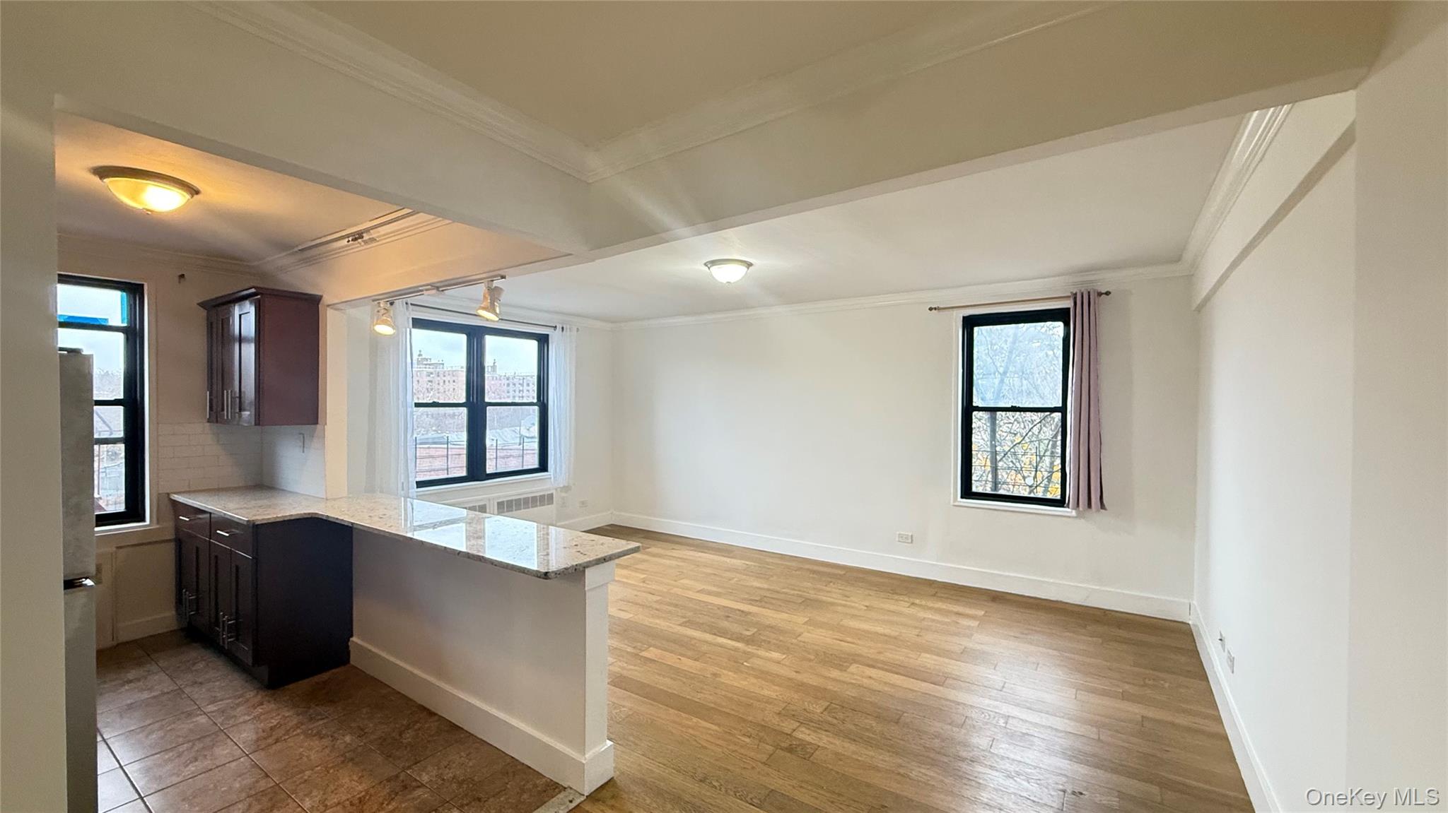 150-40 71st Ave, Flushing, NY 11367, USA property photo