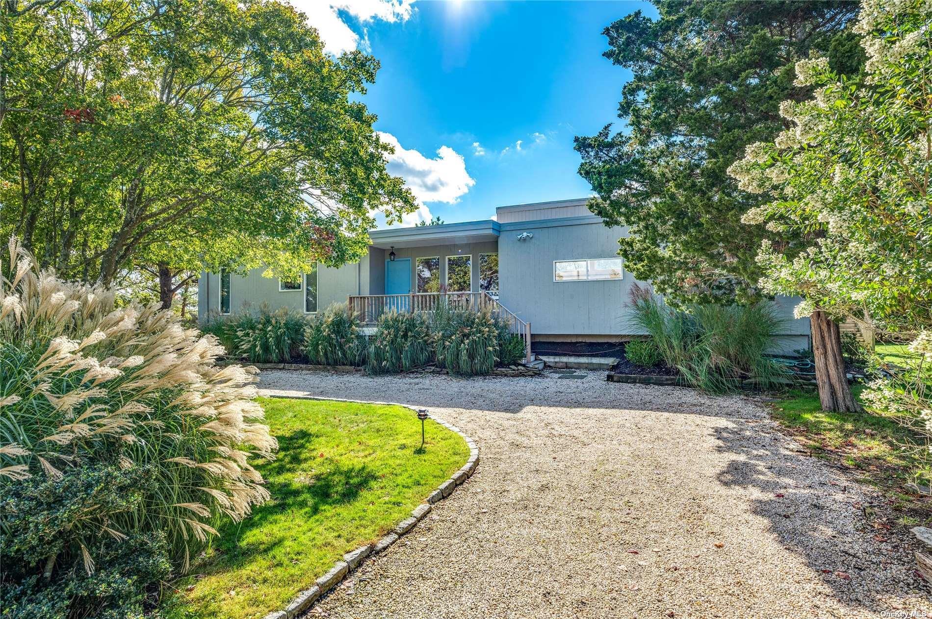 3 Meadow Ln, Westhampton Beach, NY 11978, USA property photo