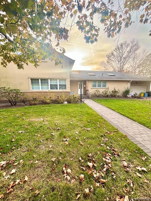 573 Fairway Dr, Woodmere, NY 11598, USA property photo