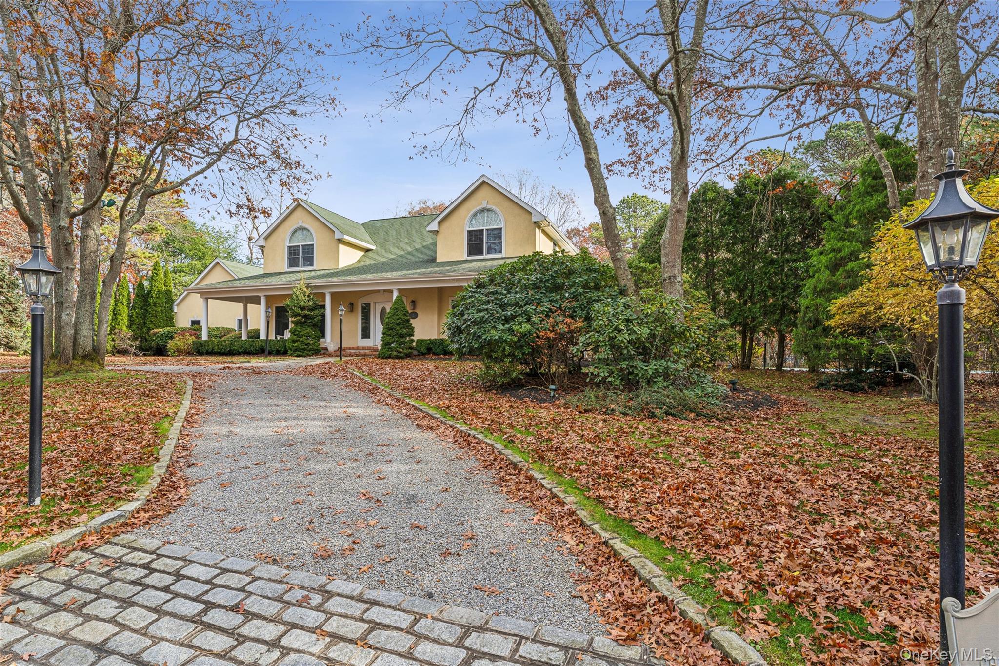 3 Cherry Blossom Ln, East Quogue, NY 11942, USA property photo