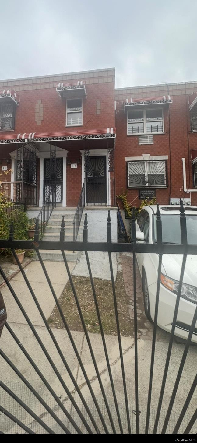 43 Menahan St, Brooklyn, NY 11221, USA property photo