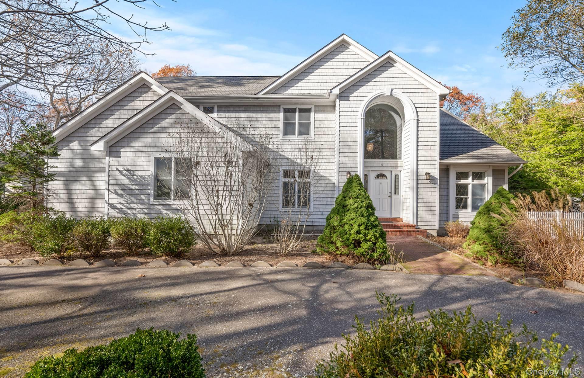16 Georgica Woods Ln, Wainscott, NY 11975, USA property photo