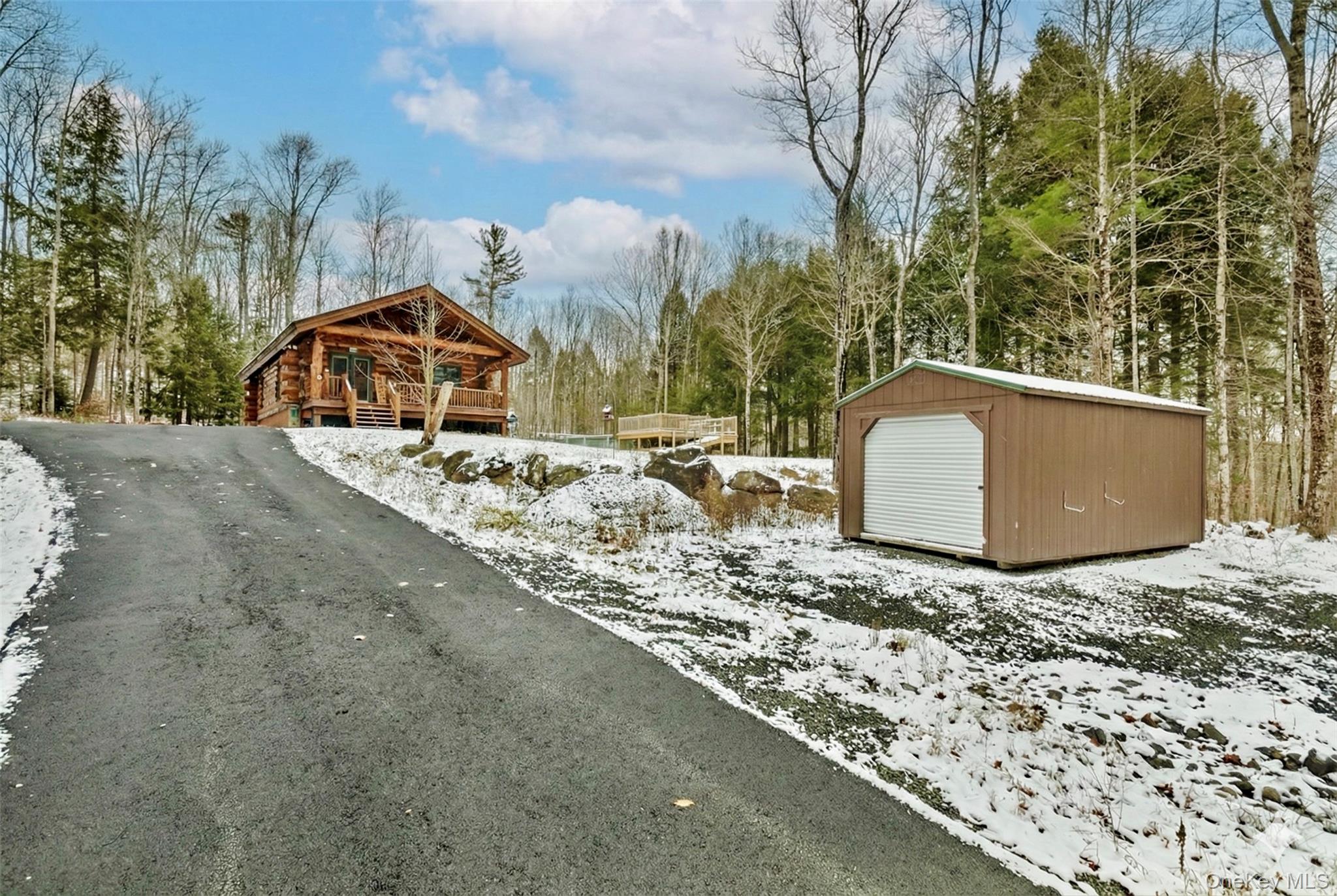 465 Barlow Rd, Gloversville, NY 12078, USA property photo