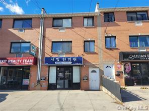 45-64 162nd St, Flushing, NY 11358, USA property photo