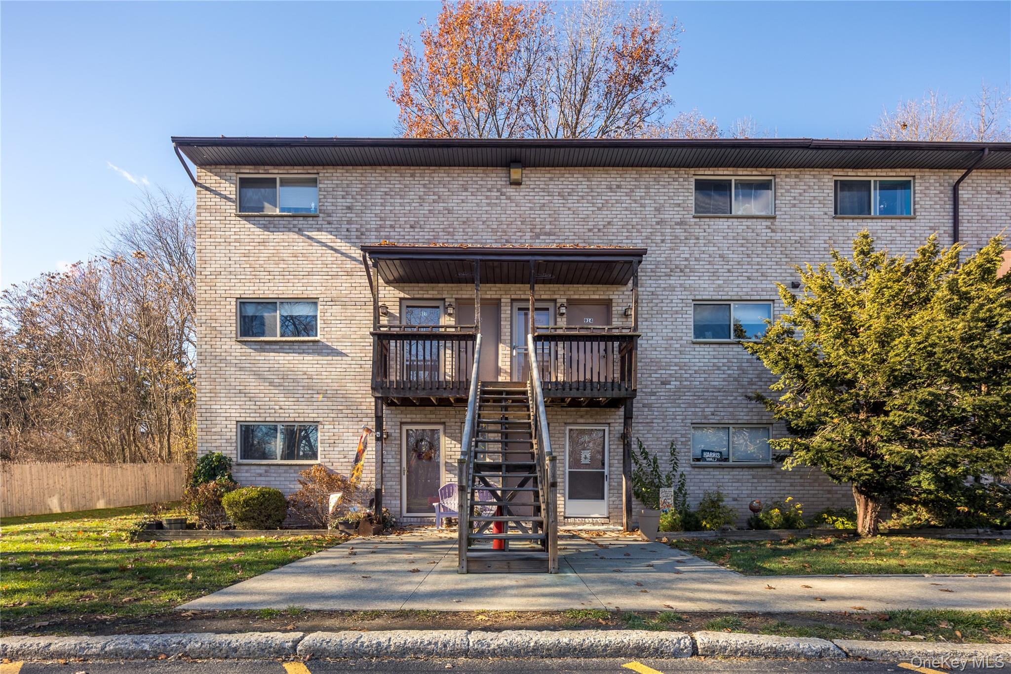 26 Peter Cooper Dr, Poughkeepsie, NY 12601, USA property photo