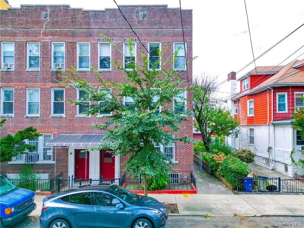 2176 E 13th St, Brooklyn, NY 11229, USA property photo