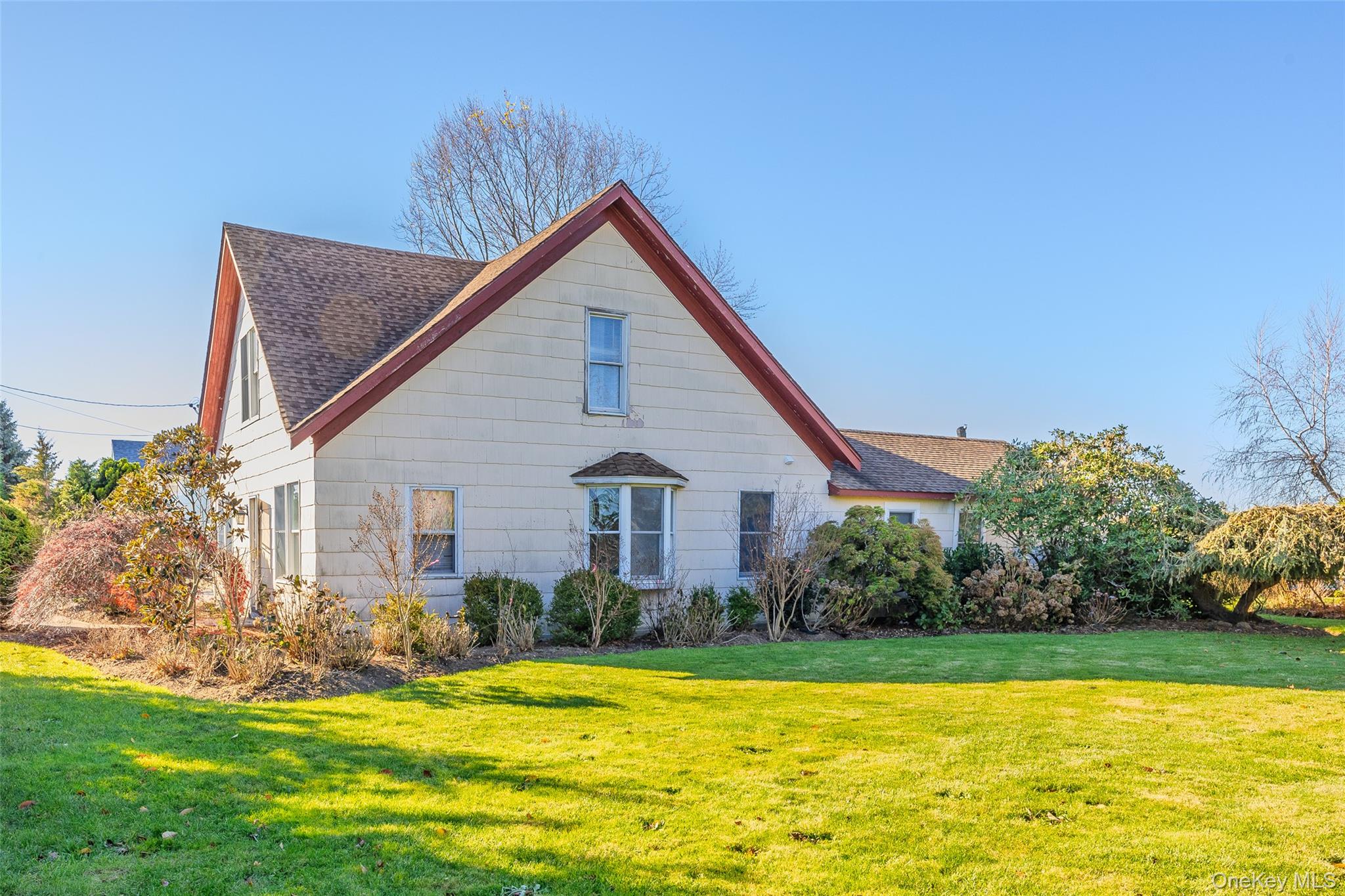 17525 Middle Rd, Cutchogue, NY 11935, USA property photo