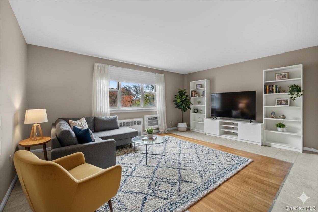 89-35 155th Ave, Howard Beach, NY 11414, USA property photo