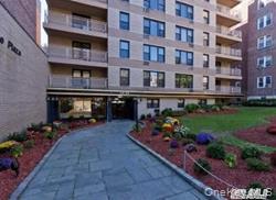 65-50 Wetherole St, Flushing, NY 11374, USA property photo