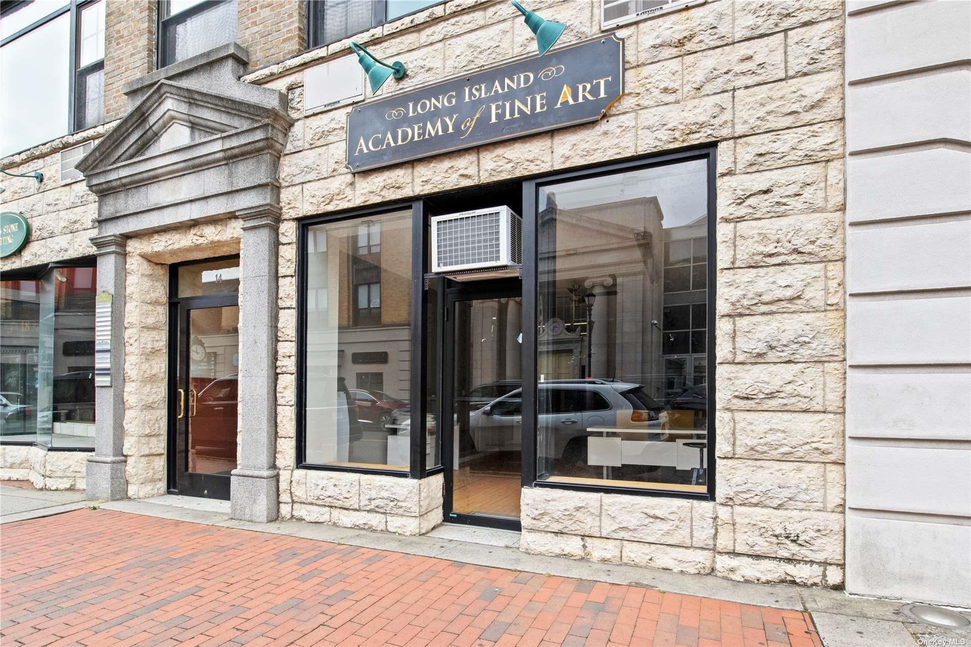 14 Glen St, Glen Cove, NY 11542, USA property photo