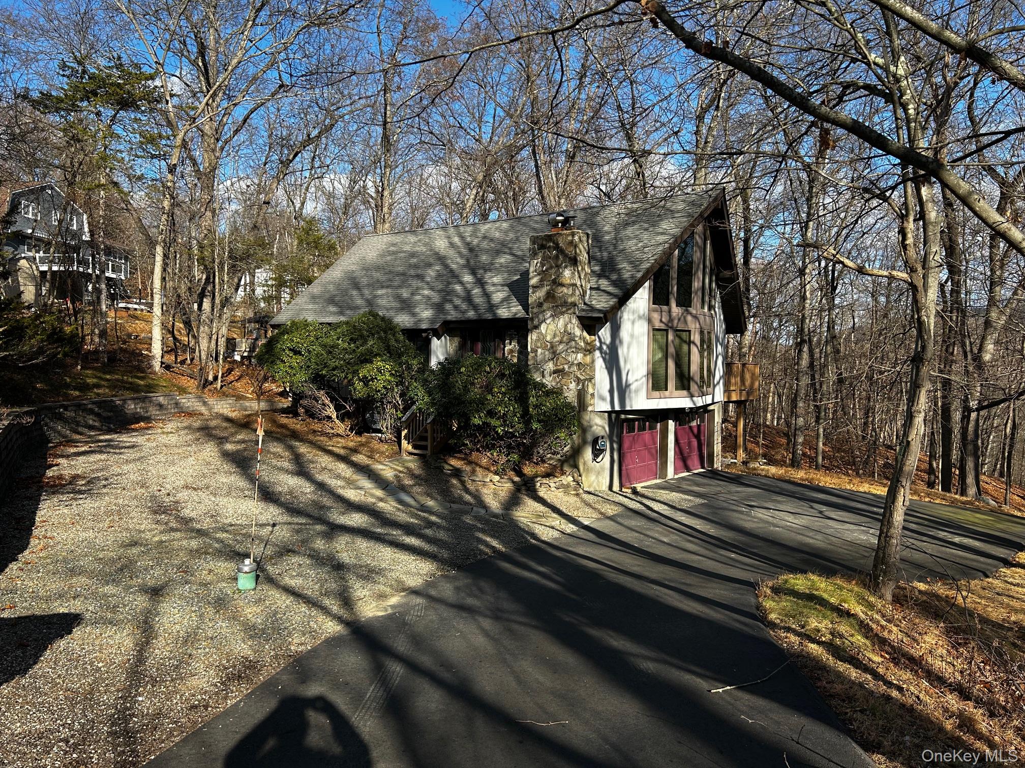 9 Kings Point Ln, Washingtonville, NY 10992, USA property photo