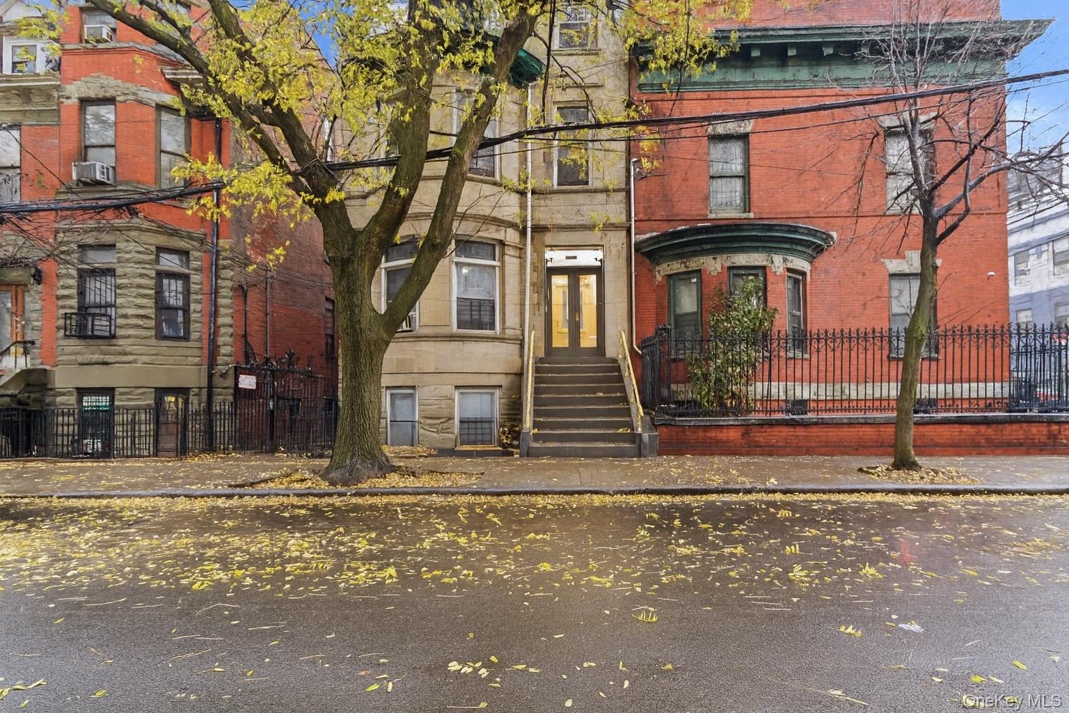 1040 Clay Ave, Bronx, NY 10456, USA property photo