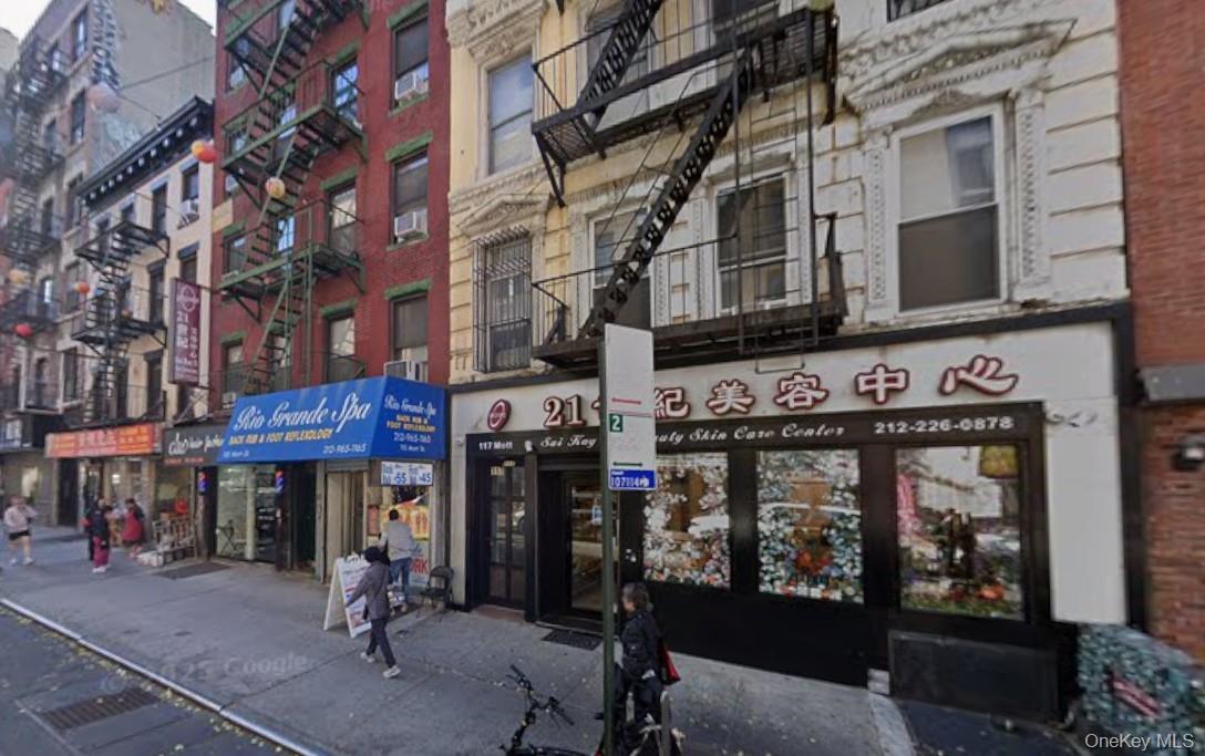 117 Mott St, New York, NY 10013, USA property photo