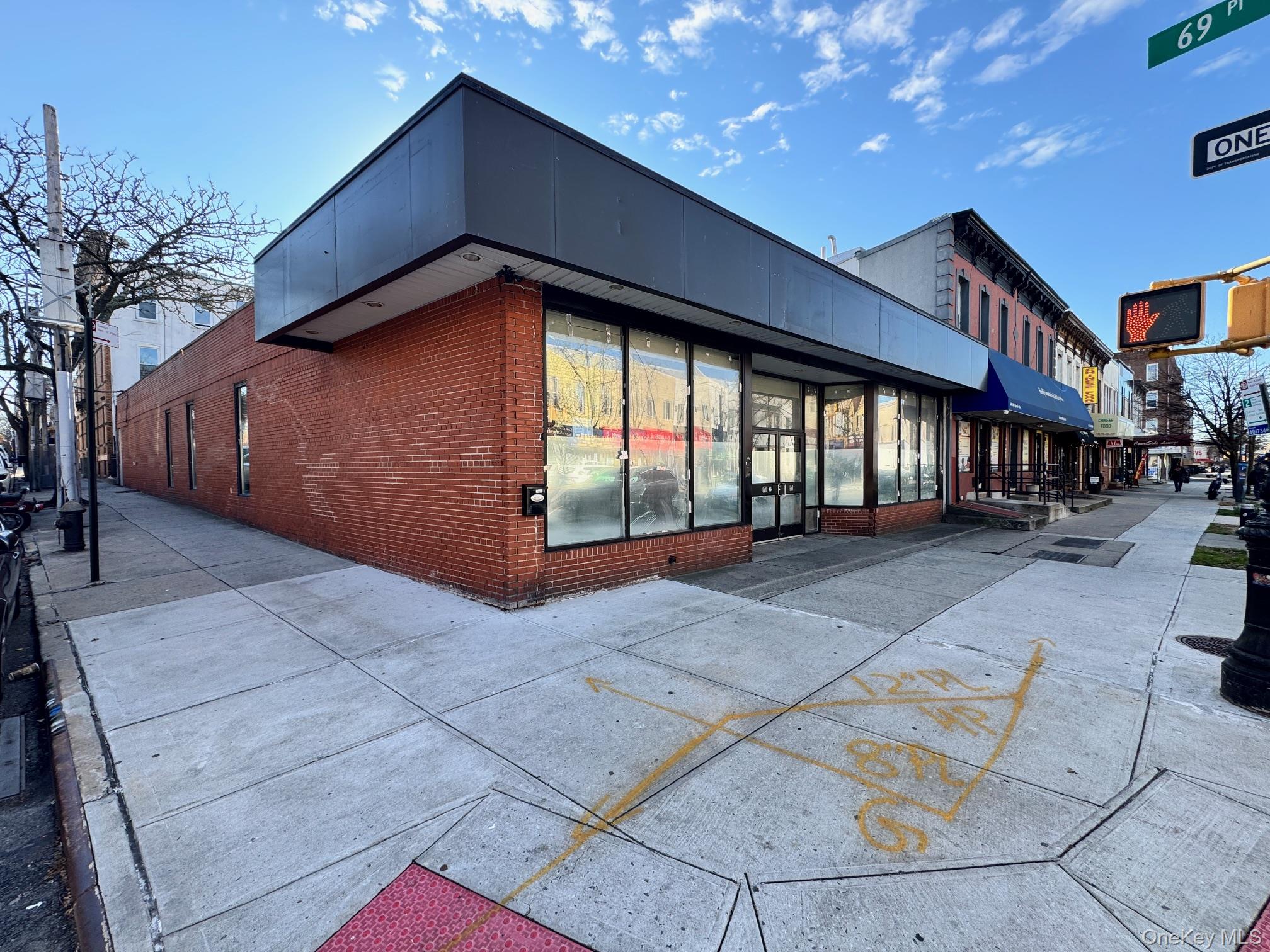 69-18 Myrtle Avenue, Flushing, NY 11385, USA property photo