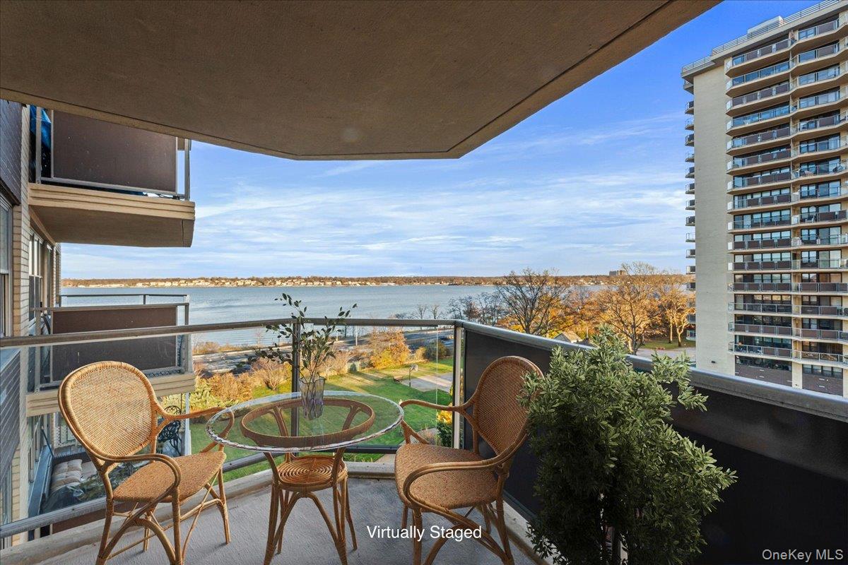 17-85 215th St, Bayside, NY 11360, USA property photo