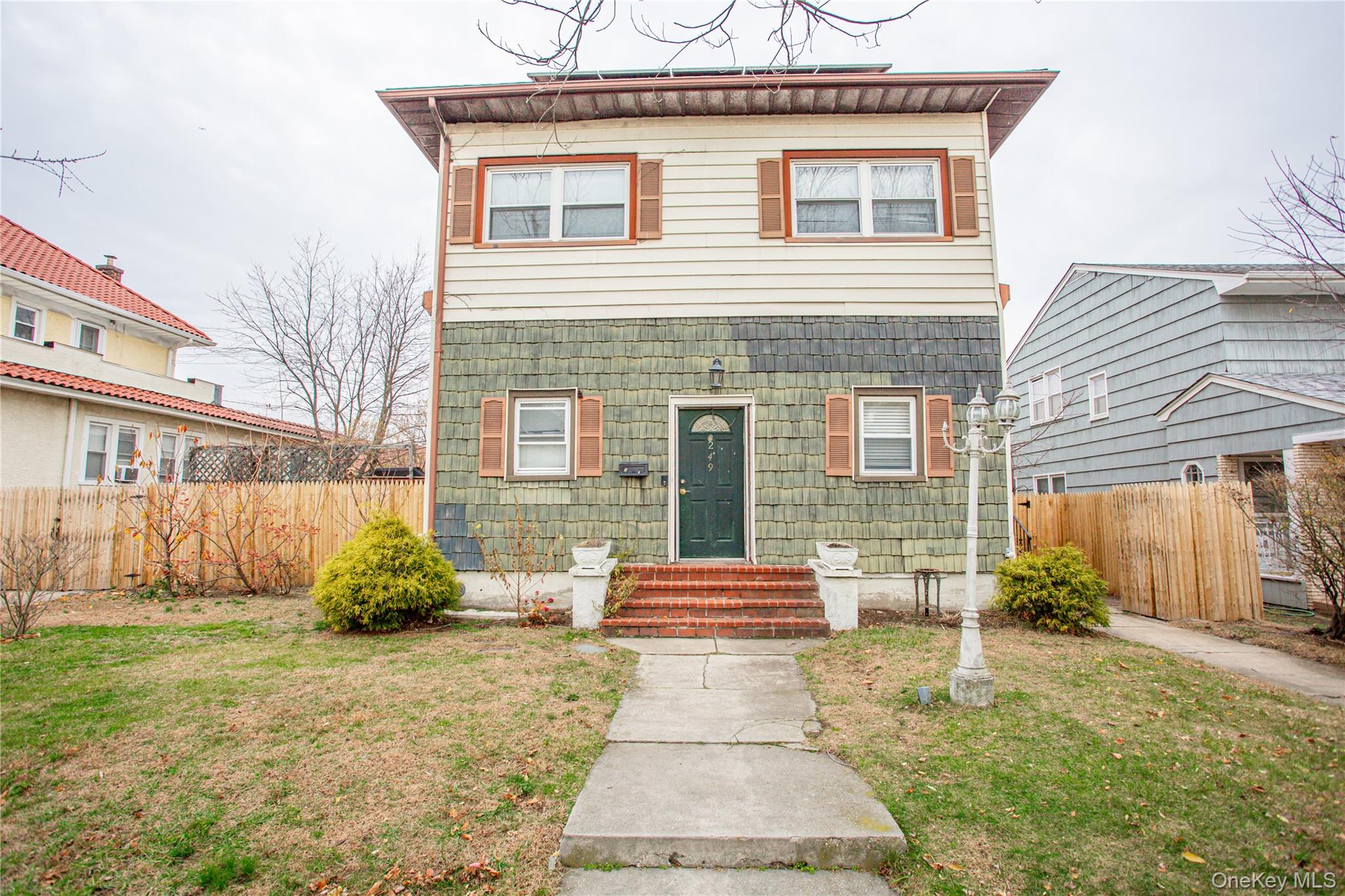 249 E Walnut St, Long Beach, NY 11561, USA property photo