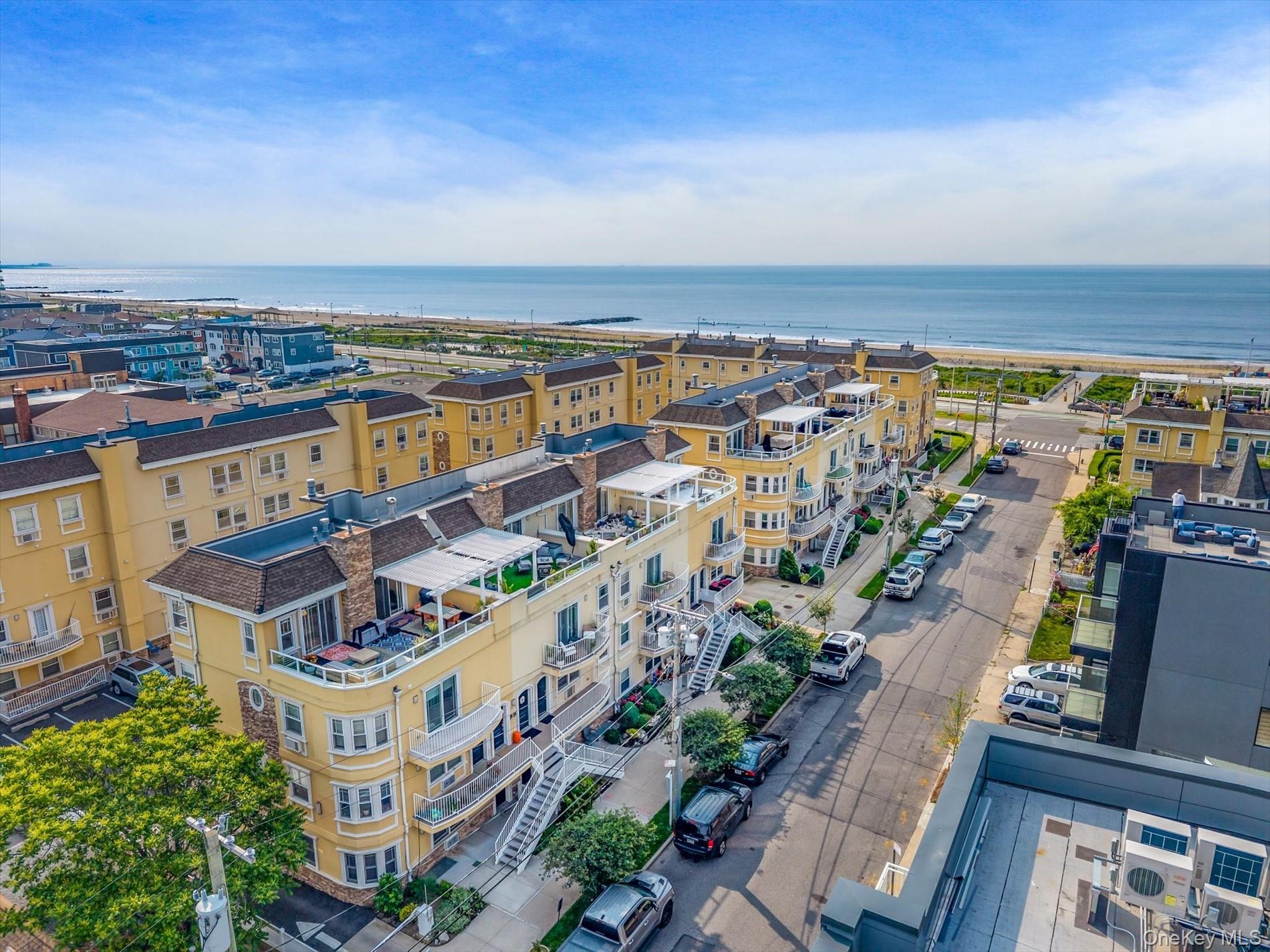 1-83 Beach 100th St, Rockaway Park, NY 11694, USA property photo