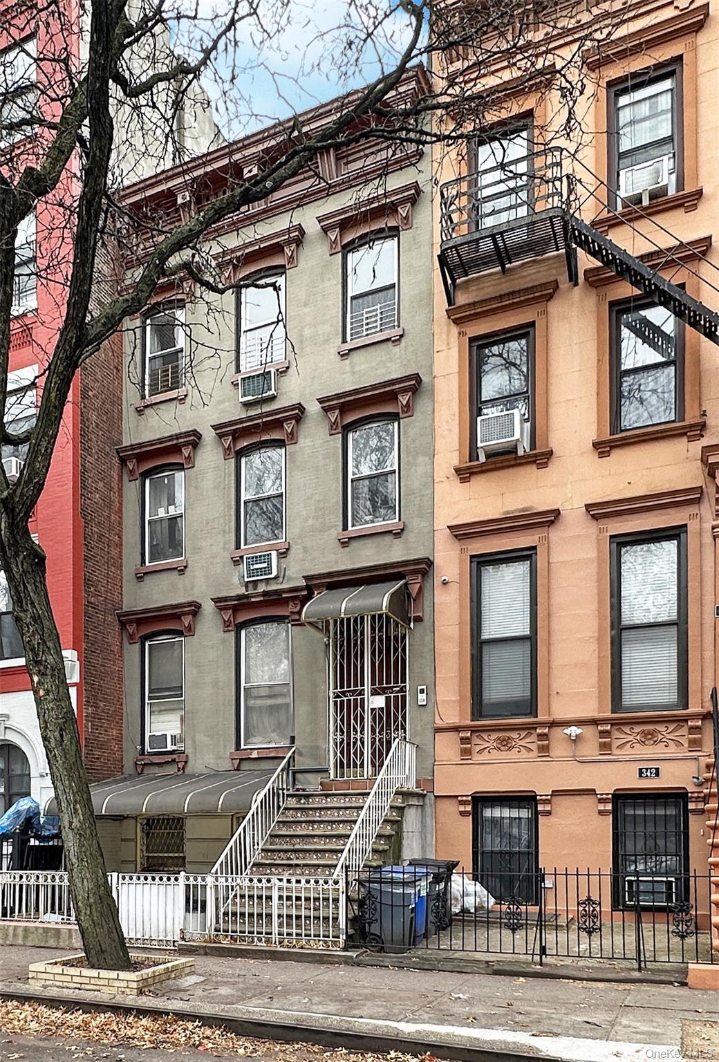 344 E 120th St, New York, NY 10035, USA property photo