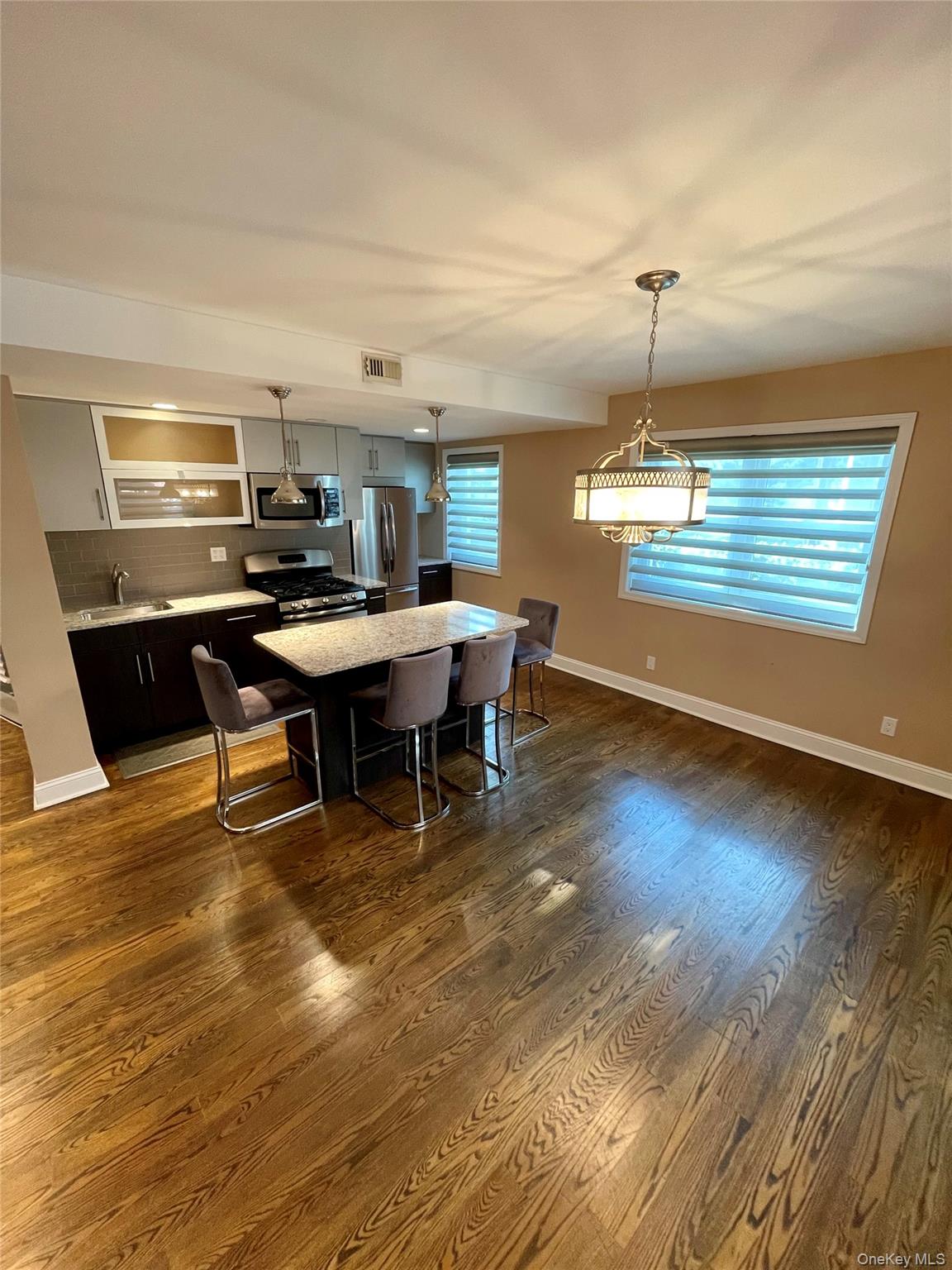 133-09 Rockaway Beach Blvd, Far Rockaway, NY 11694, USA property photo