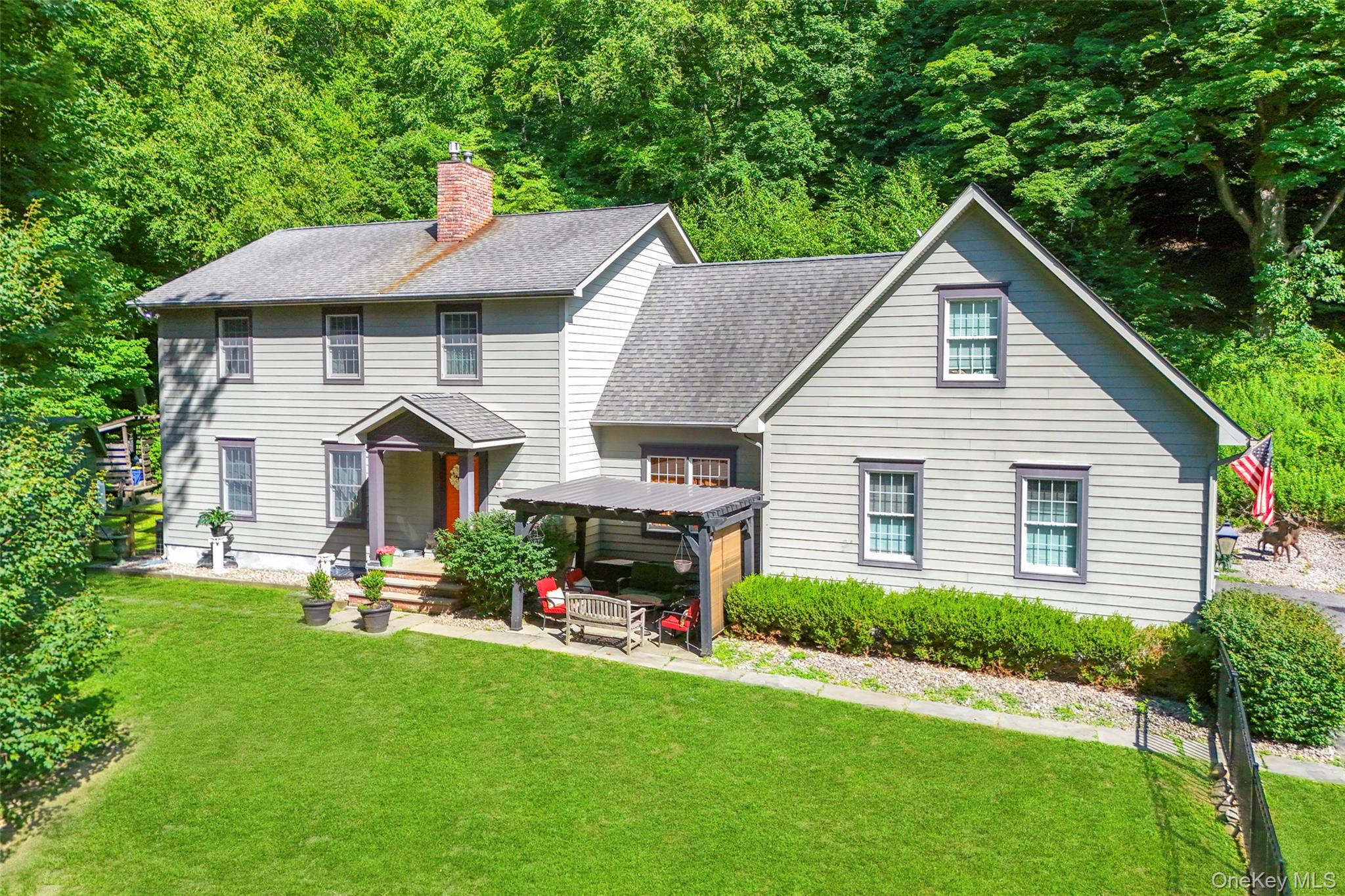 75 Mountain Ln, Beacon, NY 12508, USA property photo