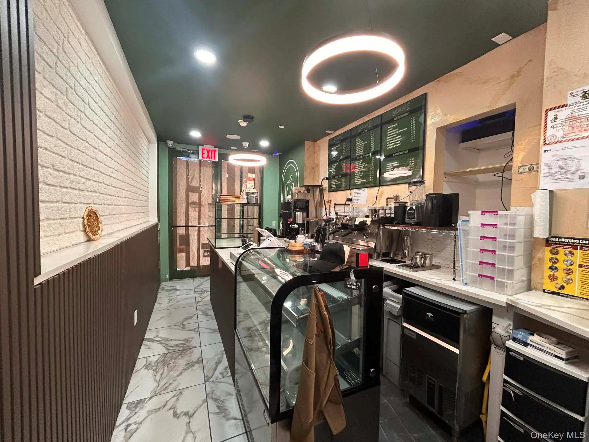1059 Manhattan Ave, Brooklyn, NY 11222, USA property photo
