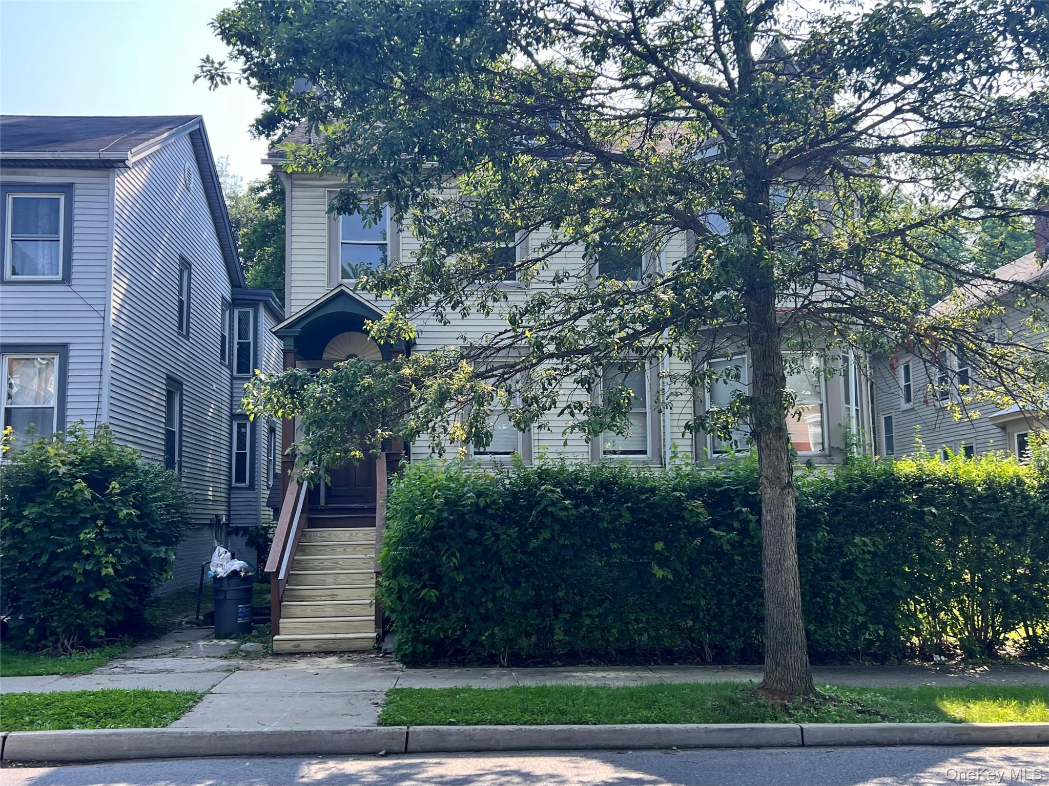 27 Hooker Ave, Poughkeepsie, NY 12601, USA property photo