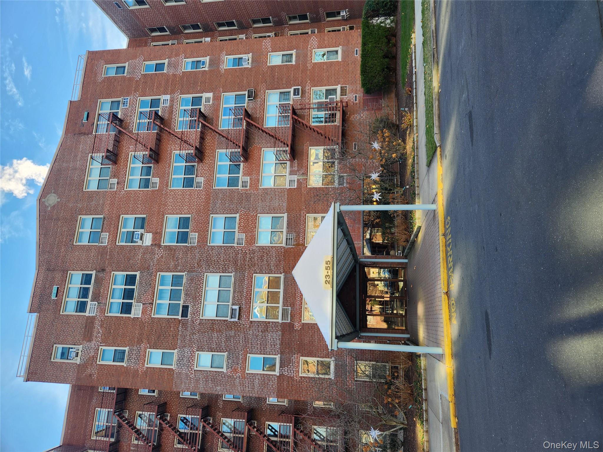 60-23 55th St, Flushing, NY 11378, USA property photo