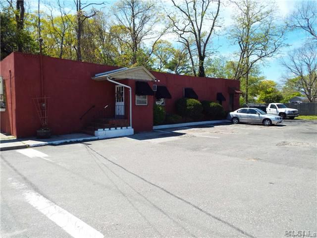 421 Commack Rd, Mastic Beach, NY 11951, USA property photo