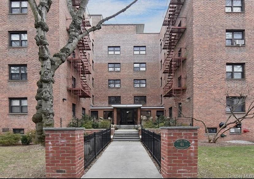 61 White Oak St, New Rochelle, NY 10801, USA property photo