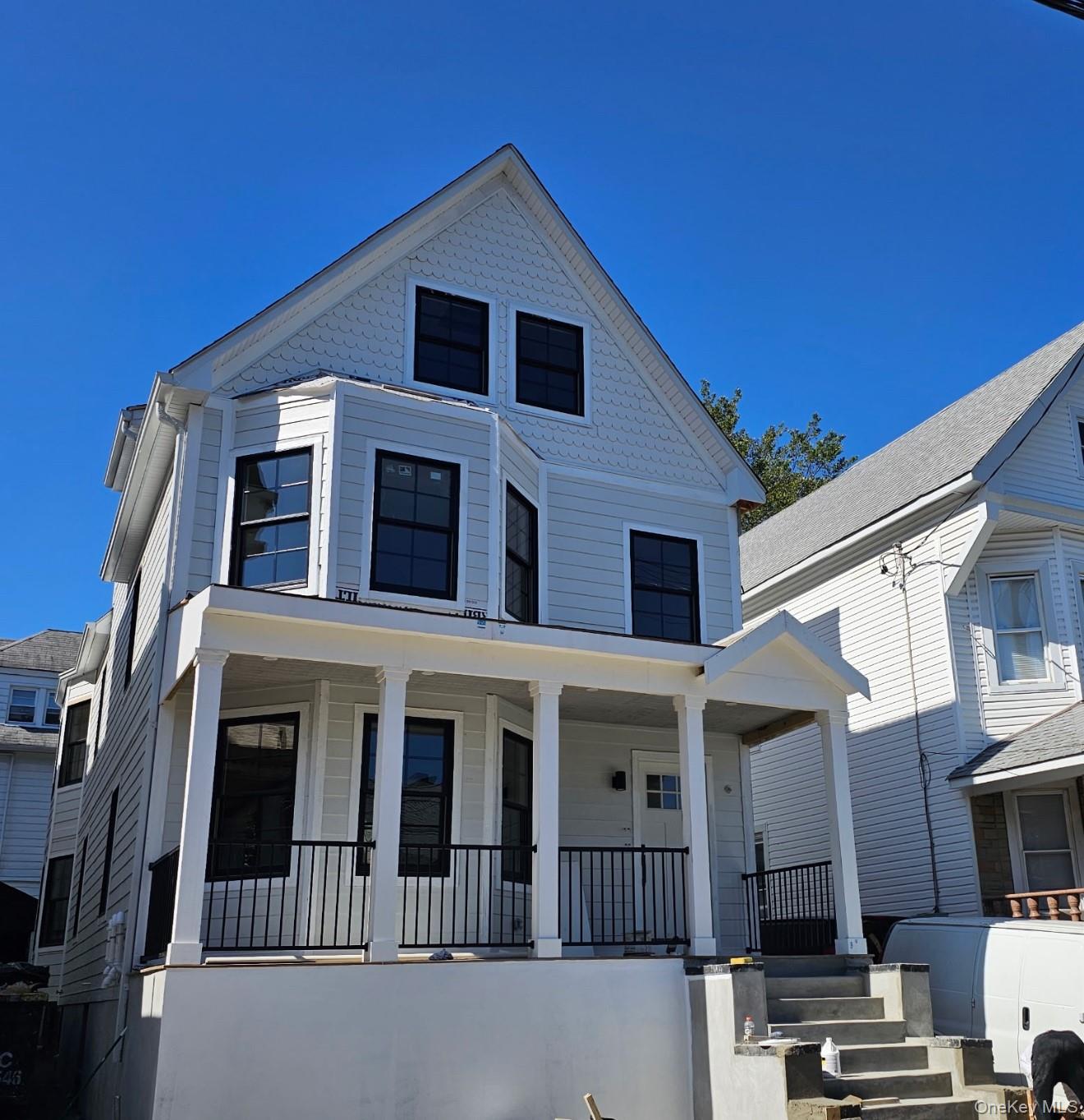 356 S Tenth Ave, Mt Vernon, NY 10550, USA property photo