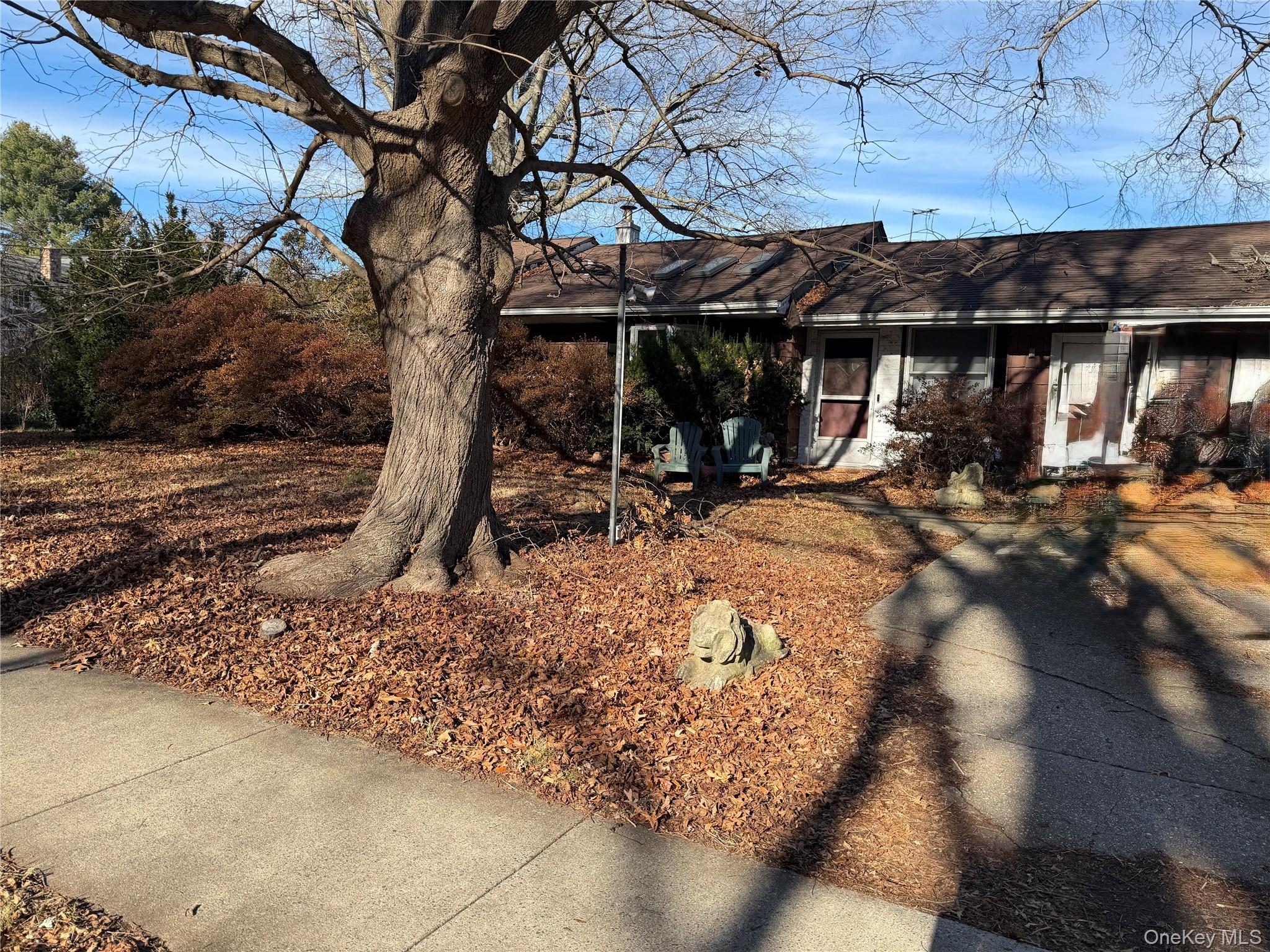 201 Frost Pond Rd, Glen Cove, NY 11542, USA property photo