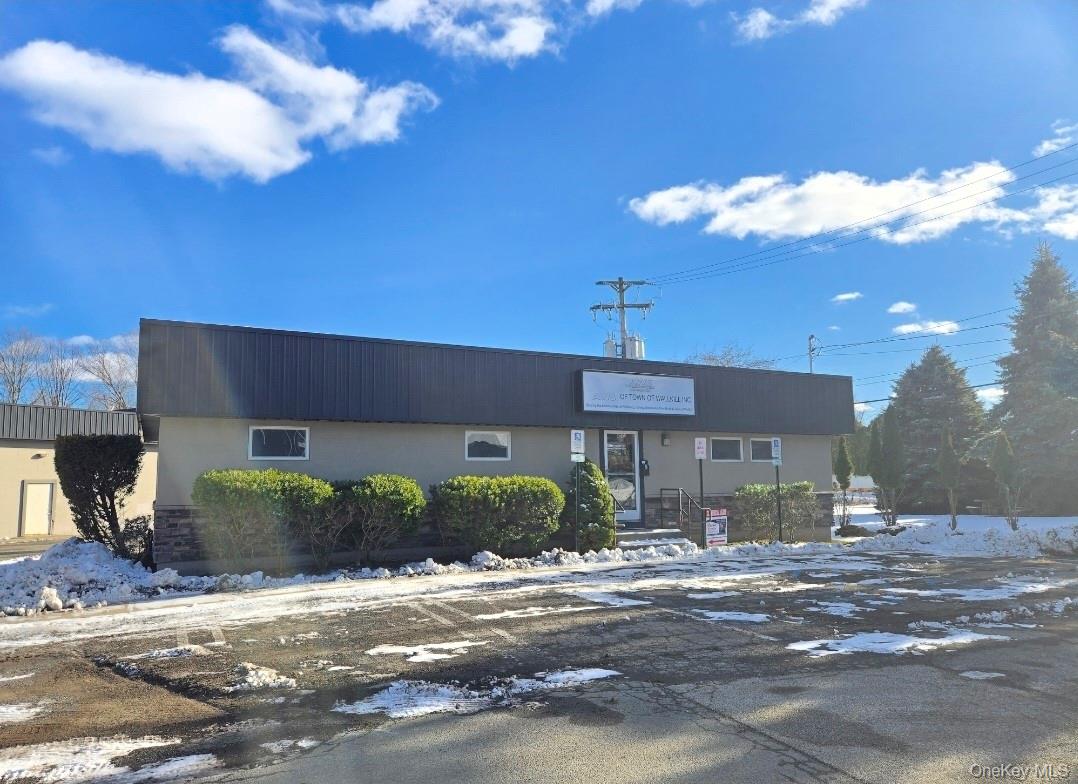 420 Highland Ave, Middletown, NY 10940, USA property photo