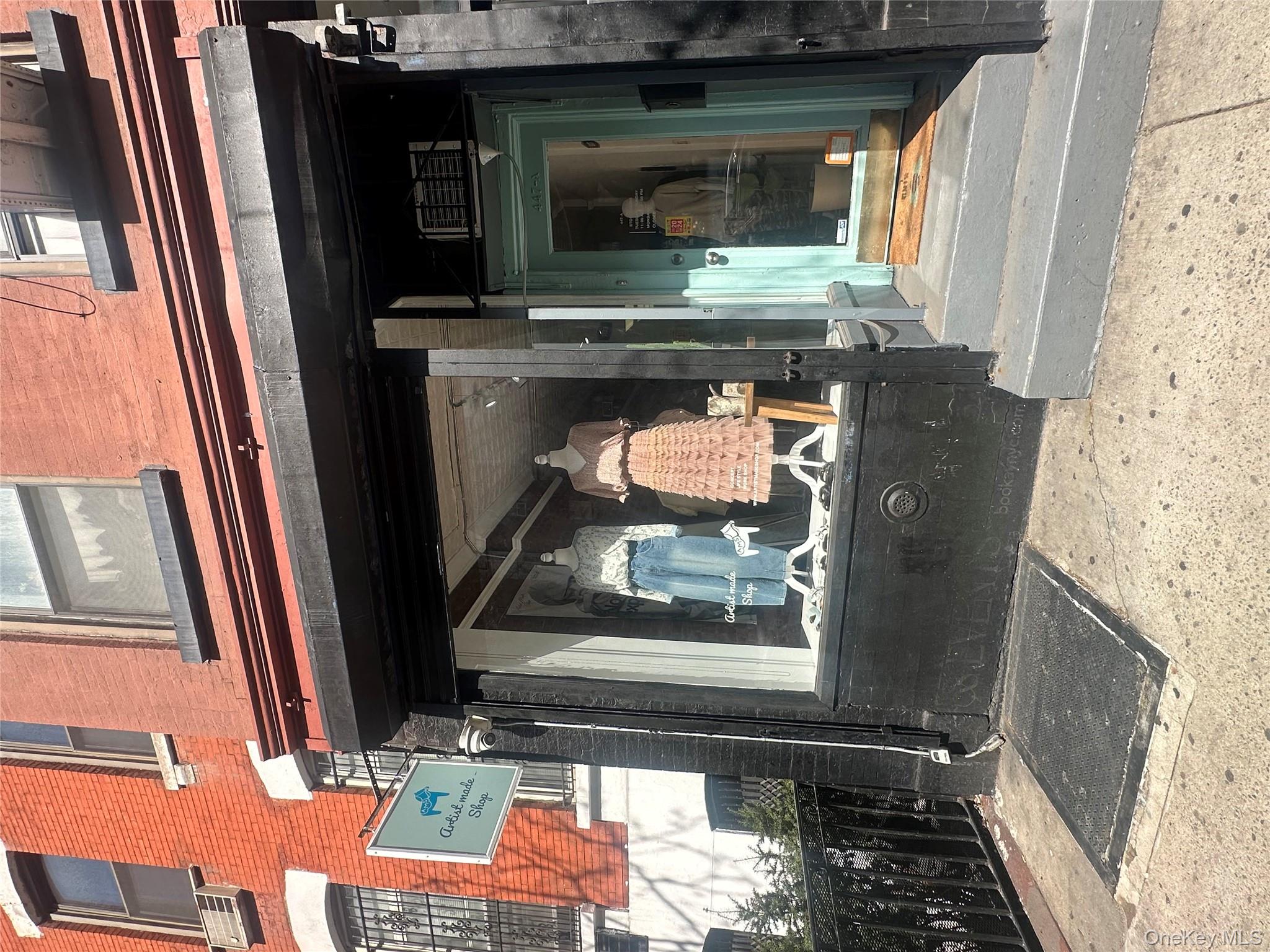 447 W 50th St, New York, NY 10019, USA property photo