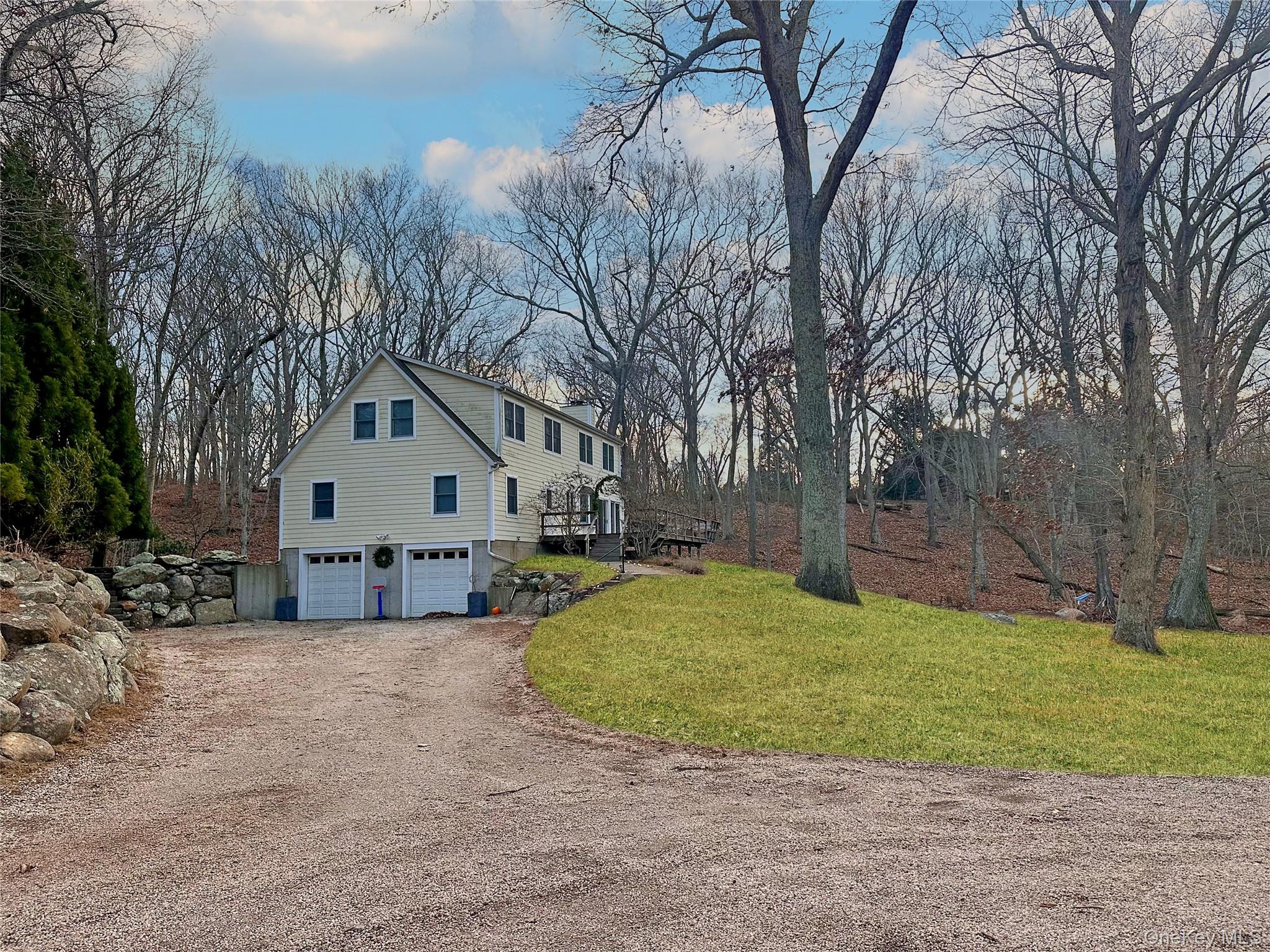 12 Dogwood Ln, Shelter Island, NY 11964, USA property photo