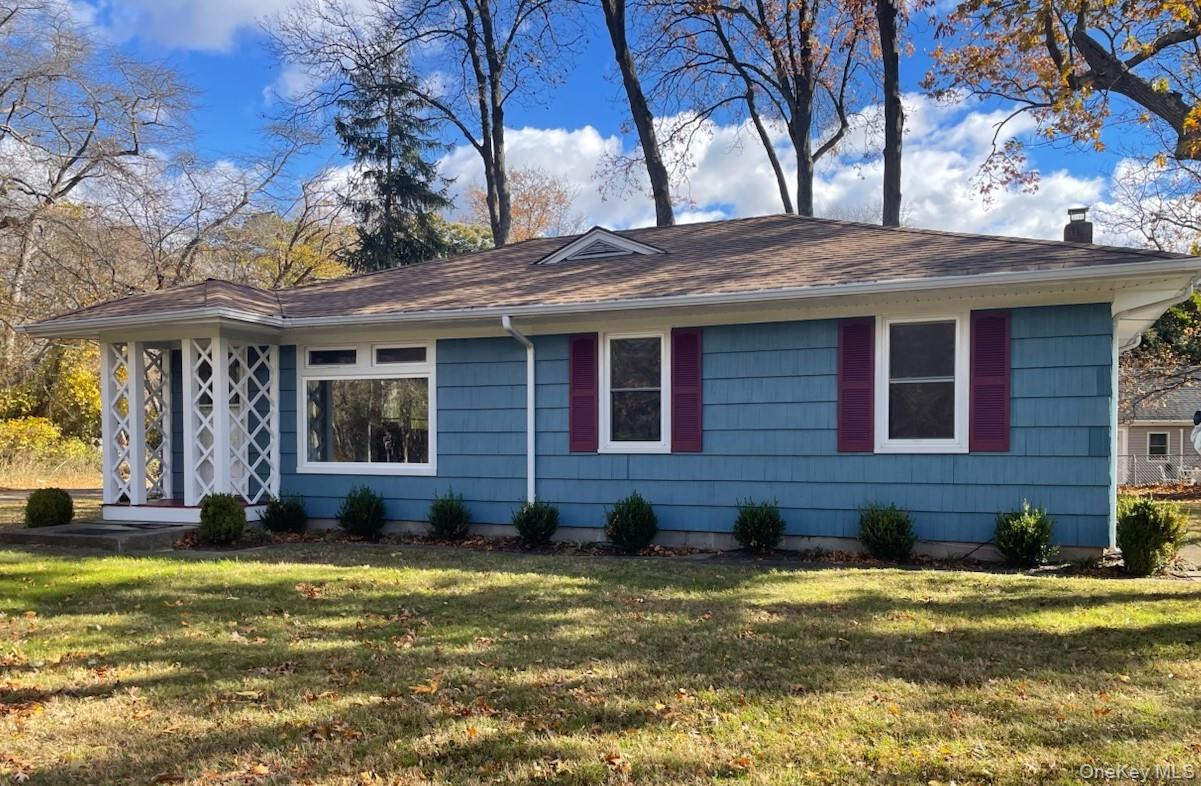 Patchogue, NY 11772, USA property photo