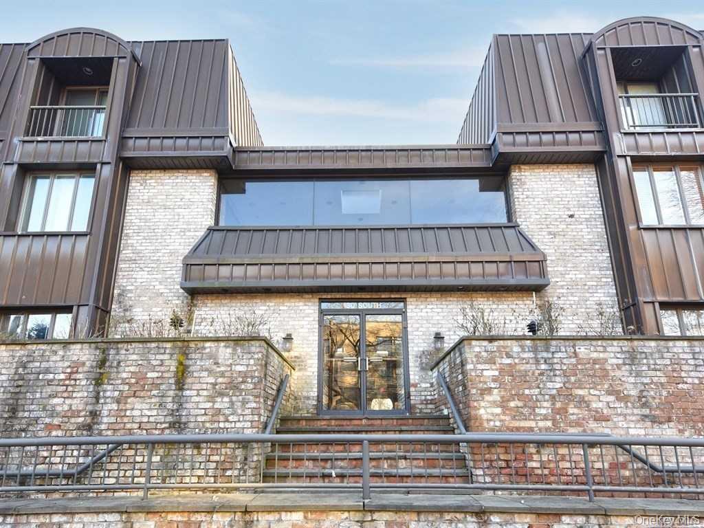 130 Middle Neck Rd, Great Neck, NY 11021, USA property photo