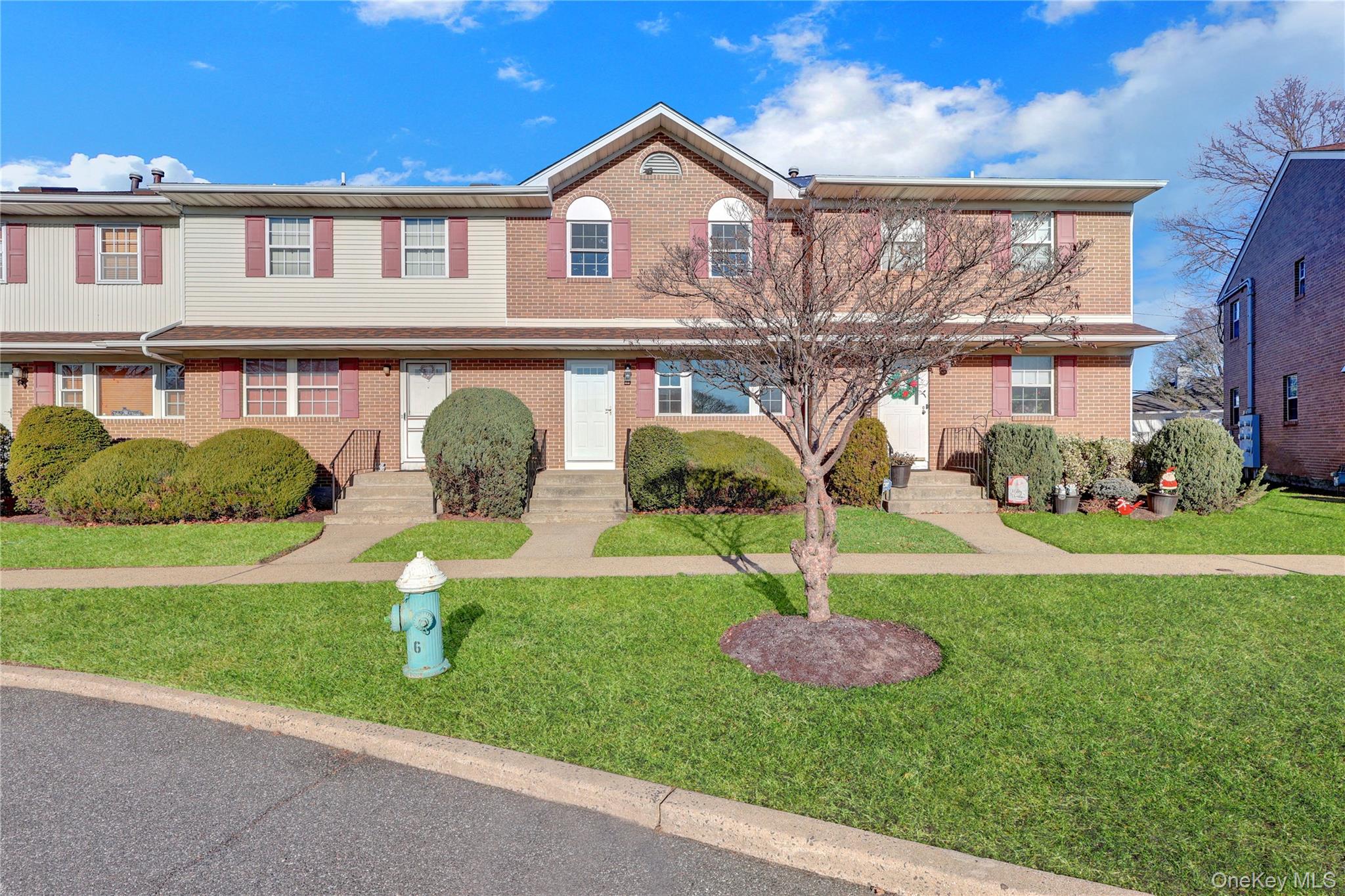 815 Franklin Ave, Valley Stream, NY 11580, USA property photo