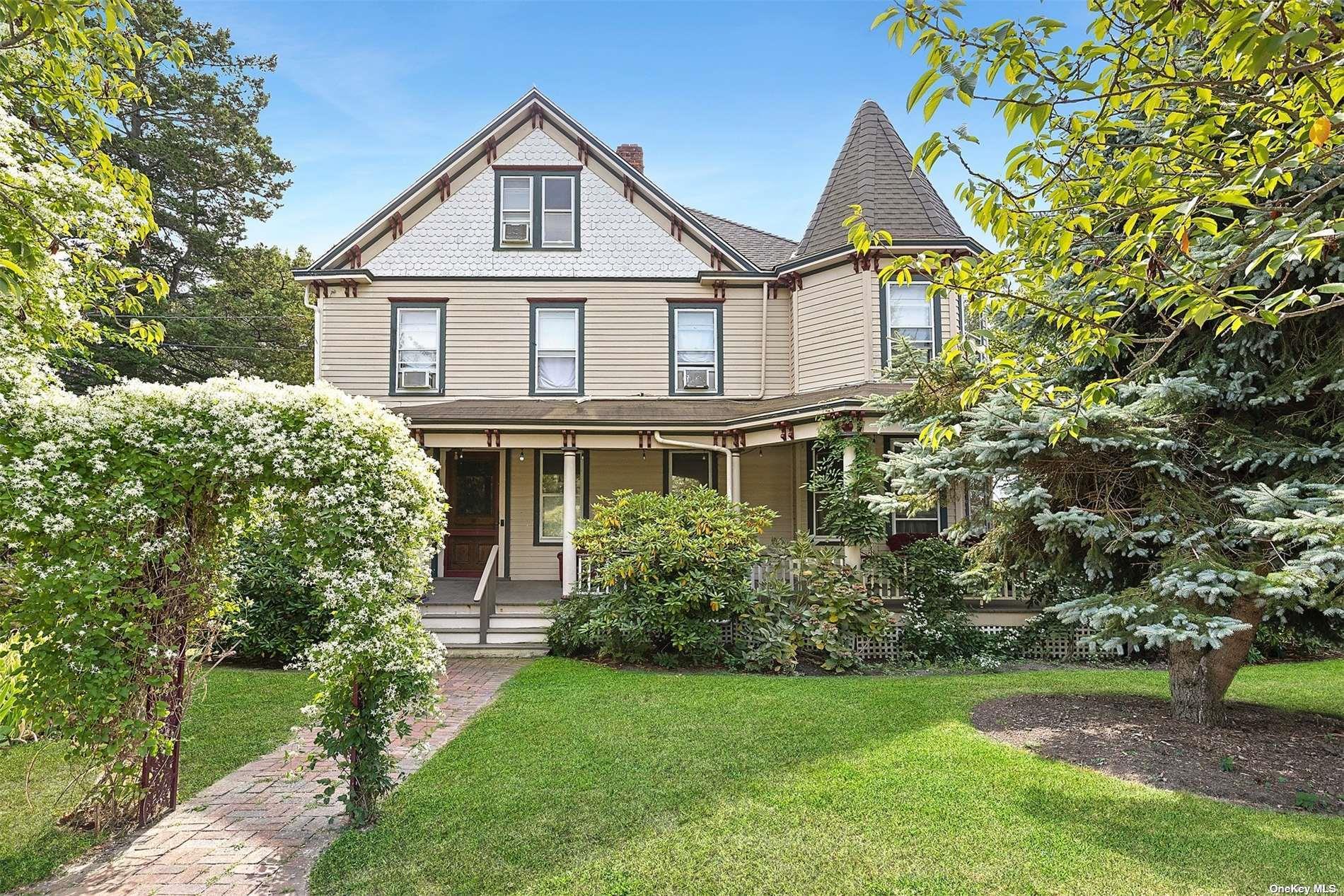 Greenport, NY 11944, USA property photo