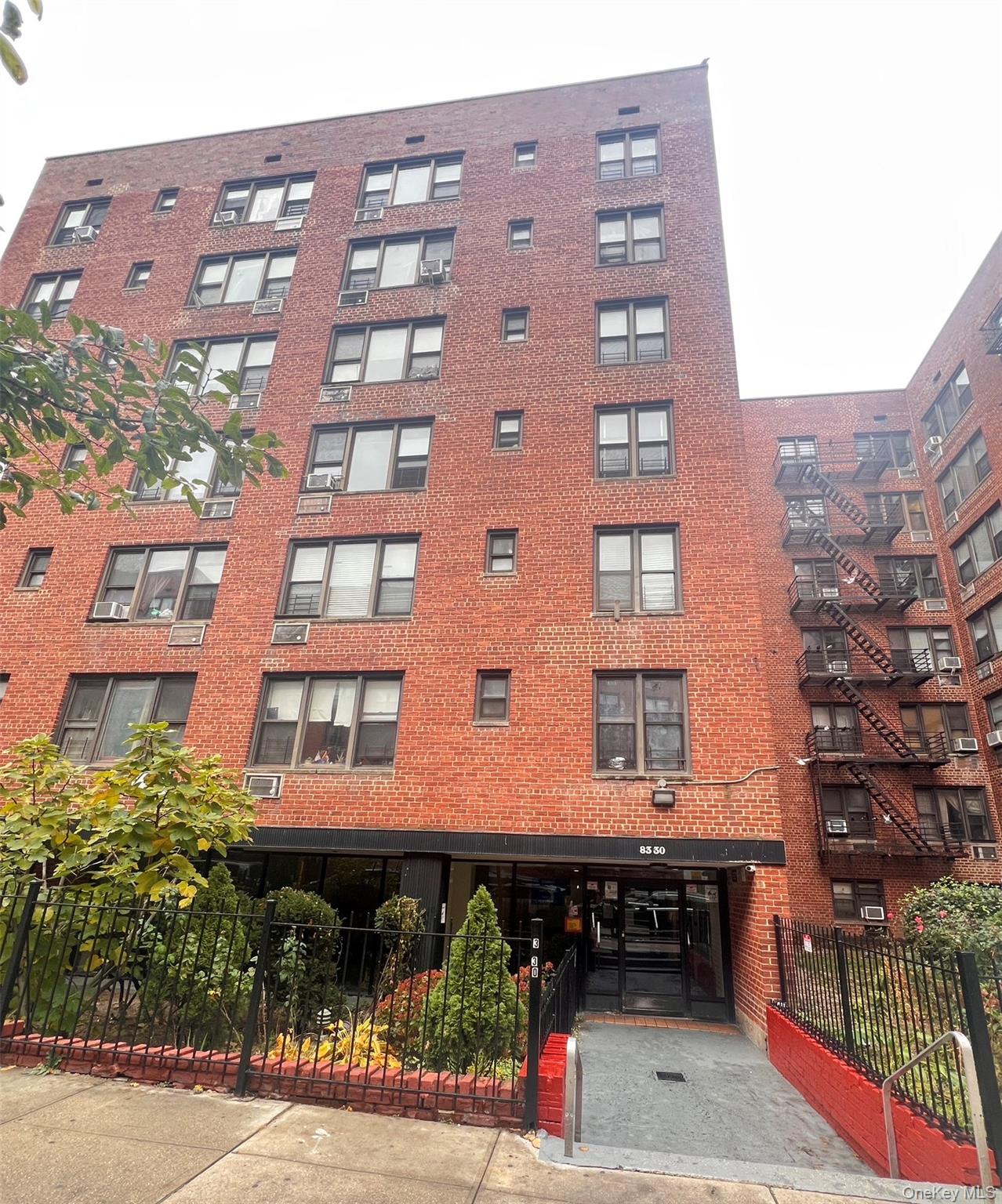 83-30 Vietor Avenue Unit 506 Elmhurst, NY 11373 property photo