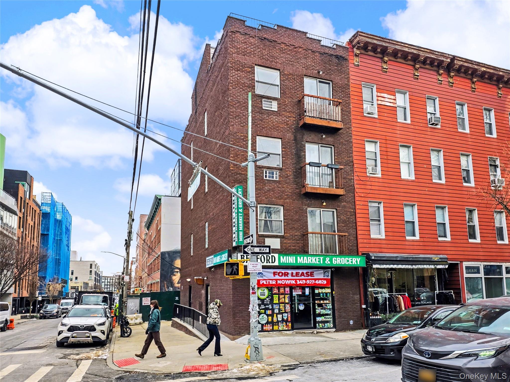 127 Bedford Ave, Brooklyn, NY 11211, USA property photo