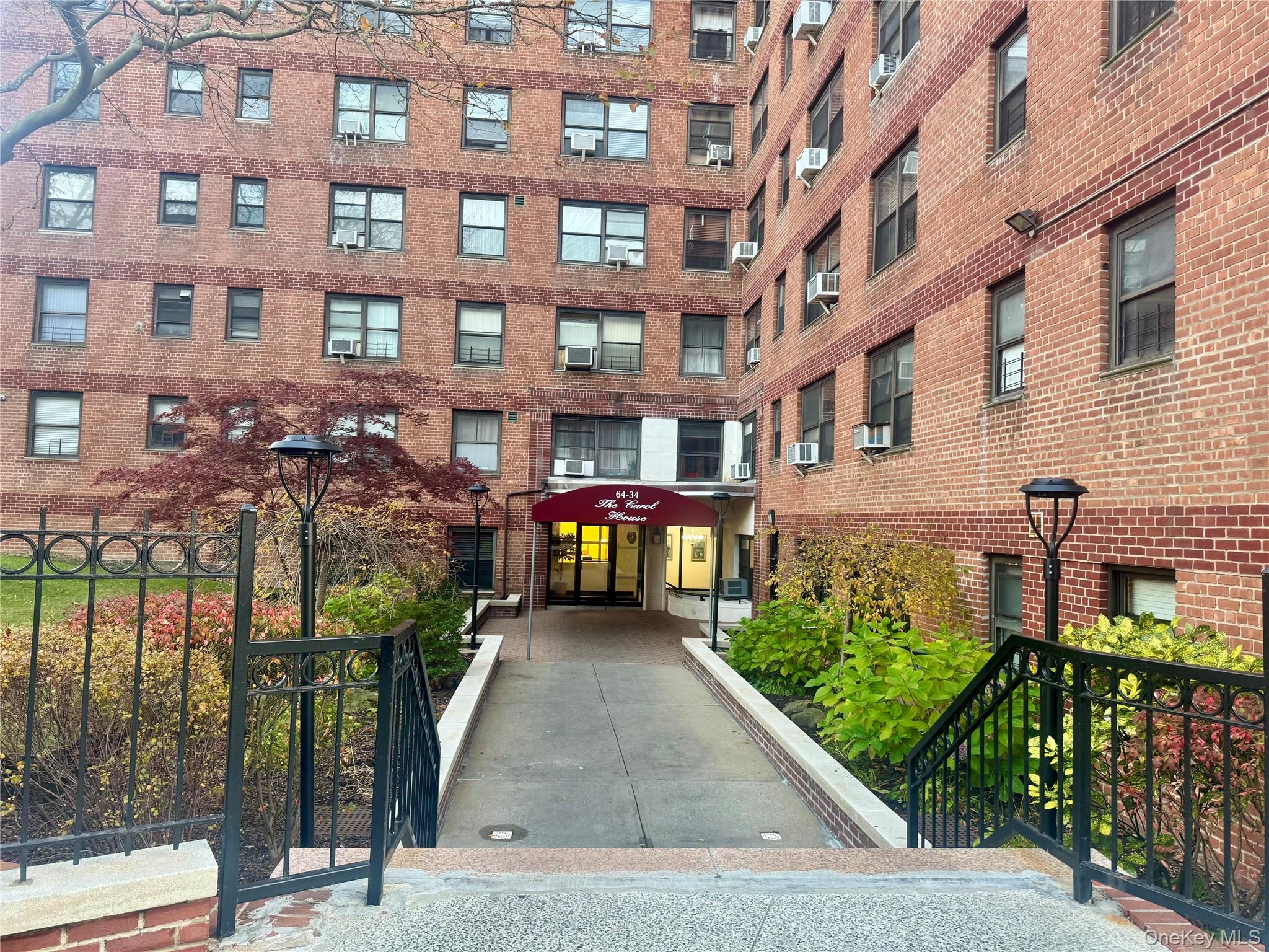 64-34 102nd St, Flushing, NY 11374, USA property photo
