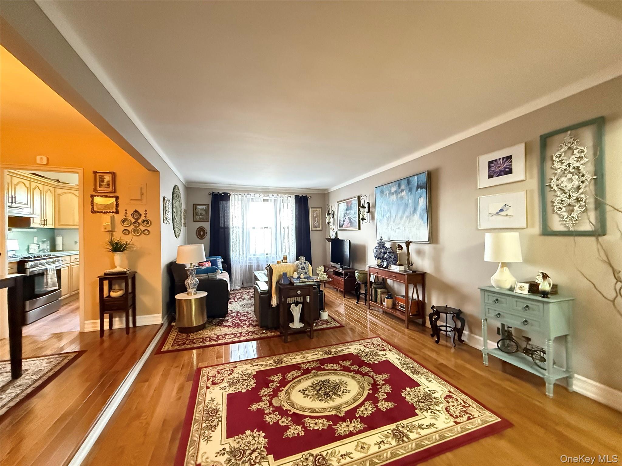 143-50 Hoover Avenue Unit 302 Briarwood, NY 11435 property photo
