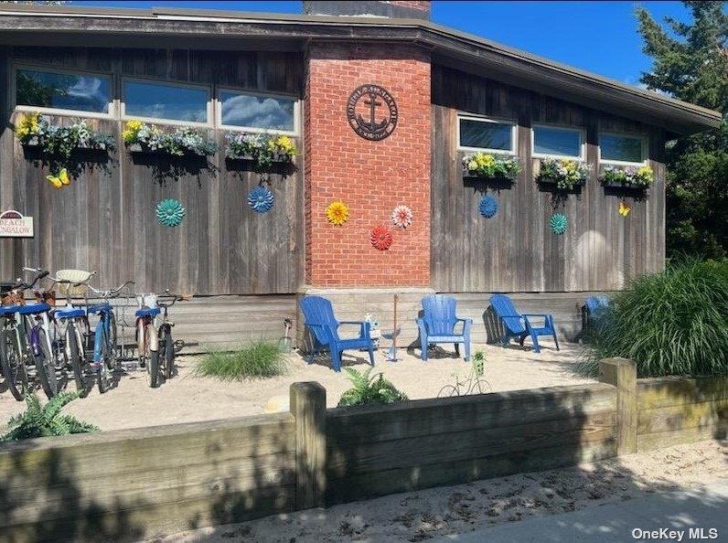 101 Bungalow Ln, Ocean Beach, NY 11770, USA property photo