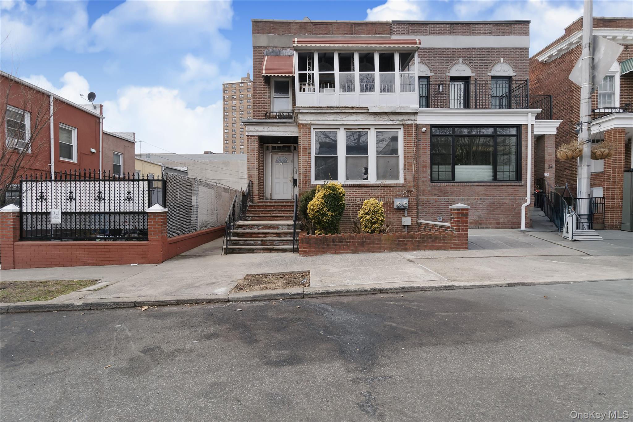 38 Stoddard Pl, Brooklyn, NY 11225, USA property photo